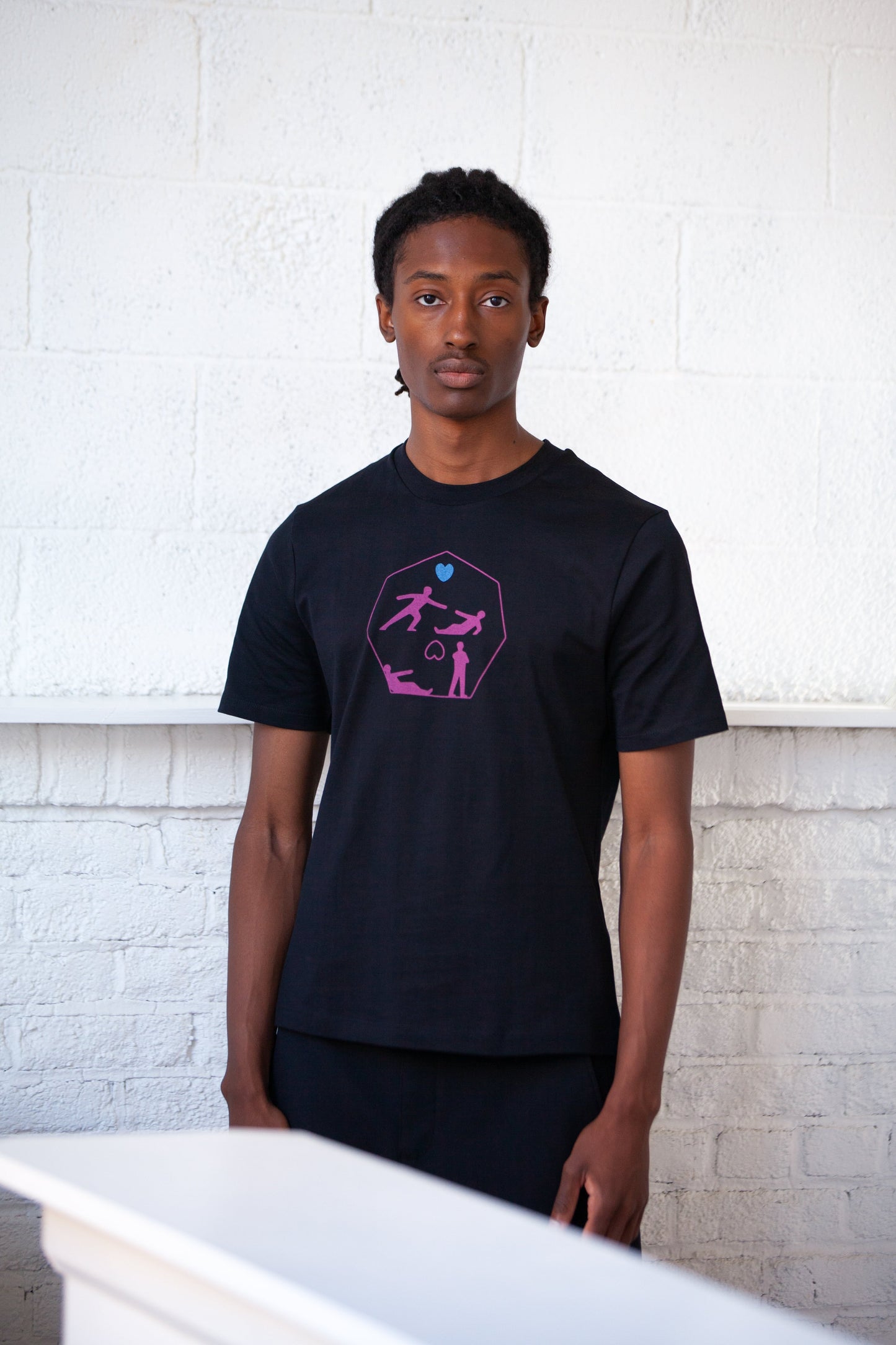Off red and blue Art Icon unisex T-Shirt